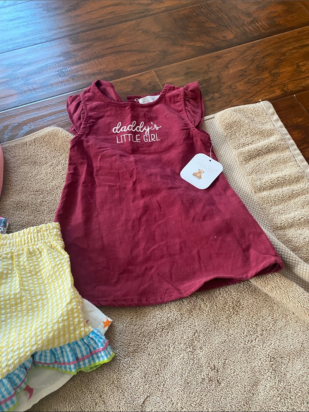 Baby girl bundle of clothes 6-9 - Picture 6 of 7